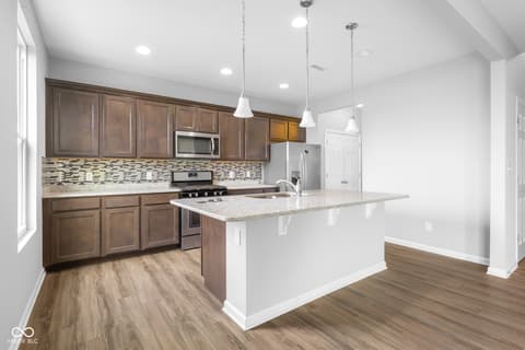 Photo of 2216 Creek Bank Drive, Columbus, IN