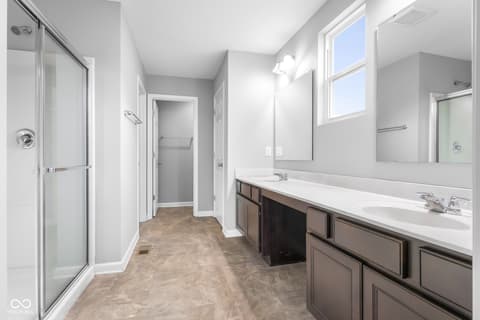 Photo of 2216 Creek Bank Drive, Columbus, IN