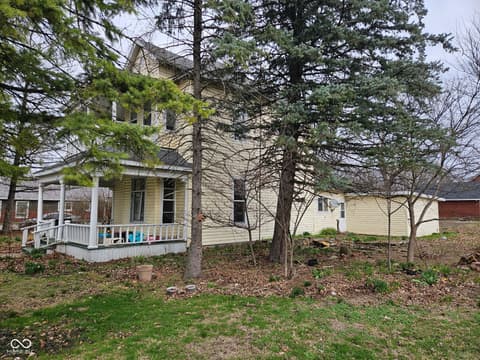 Photo of 260 N Maple Street, Dana, IN