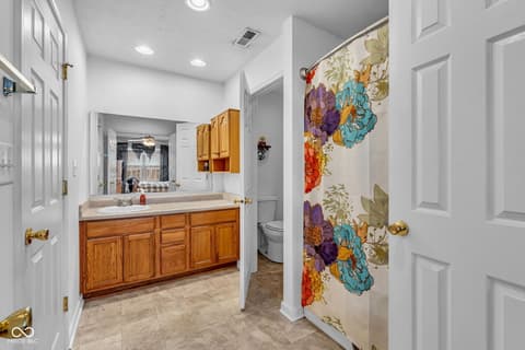 Photo of 865 W Palomino Place, Bargersville, IN