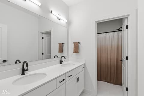 Primary bathroom at 1541 Cantata Lane, Westfield, IN