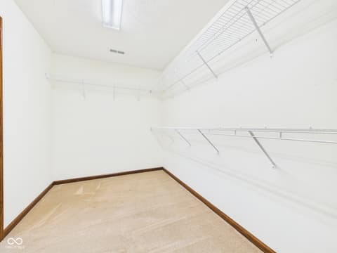 Walk In Closets — 143 Devonshire Court, Anderson, IN