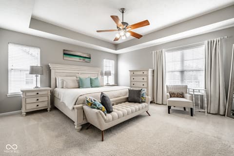 Photo of 6821 Woodhaven Place, Zionsville, IN