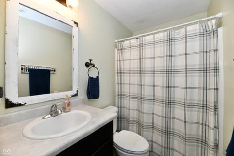 Photo of 1364 Lexington Trail, Greenfield, IN
