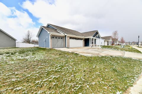 Photo of 1364 Lexington Trail, Greenfield, IN
