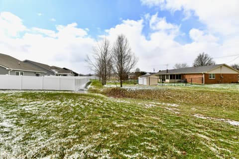 Photo of 1364 Lexington Trail, Greenfield, IN