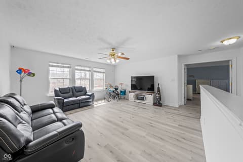 Living room at 11103 Bear Hollow Drive, Indianapolis, IN