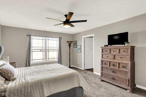 Bedroom at 2042 Downey Lane, Greenfield, IN
