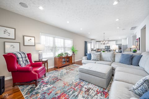 Living room at 4244 Sedge Court, Zionsville, IN