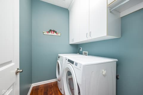Laundry room at 4244 Sedge Court, Zionsville, IN