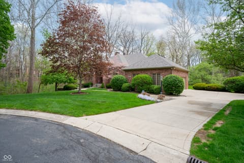 Photo of 204 S Creedmoor Way, Anderson, IN