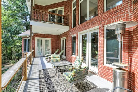 Outdoor living area at 3215 Kestrel Court, Martinsville, IN
