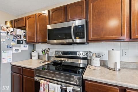 Photo of 5850 Columbia Circle, Greenwood, IN