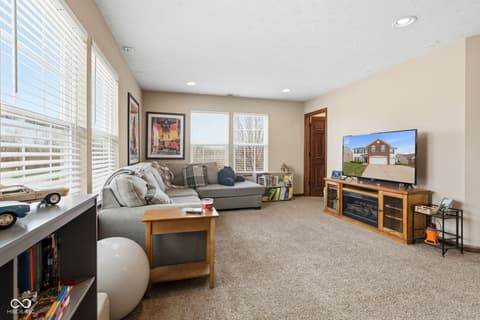 Photo of 5850 Columbia Circle, Greenwood, IN