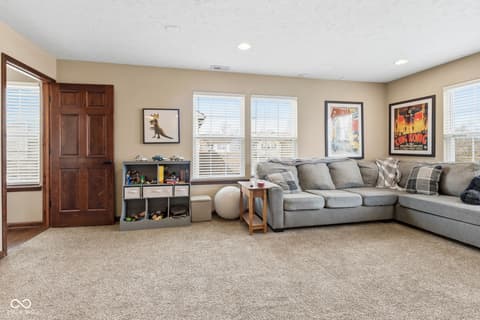 Photo of 5850 Columbia Circle, Greenwood, IN