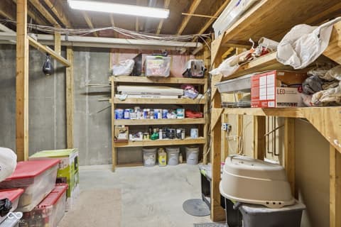 Storage — 5291 Woodfield Drive S, Carmel, IN