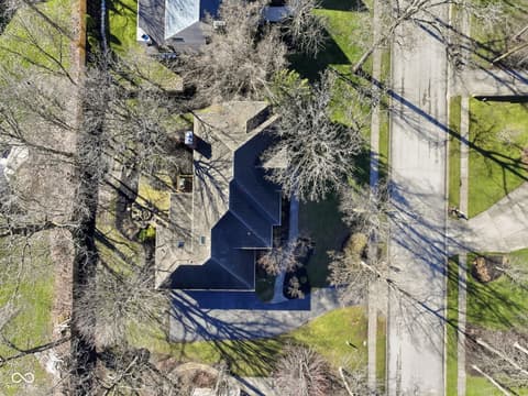 Aerial view at 5291 Woodfield Drive S, Carmel, IN