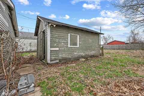 Out Buildings — 9712 N Price Street, Knightsville, IN