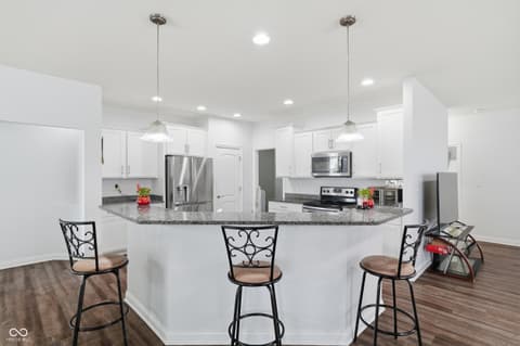 Photo of 4160 Cairo Way, Avon, IN