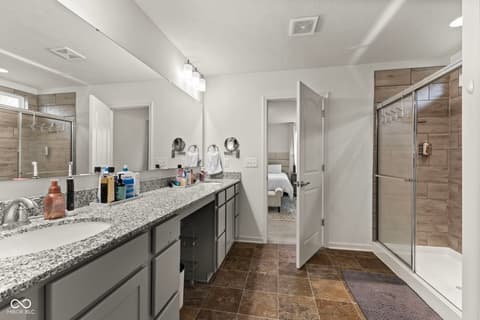 Photo of 1398 Sarah Way, Avon, IN