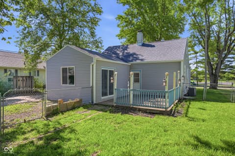 Photo of 1574 W County Road 100 South, New Castle, IN