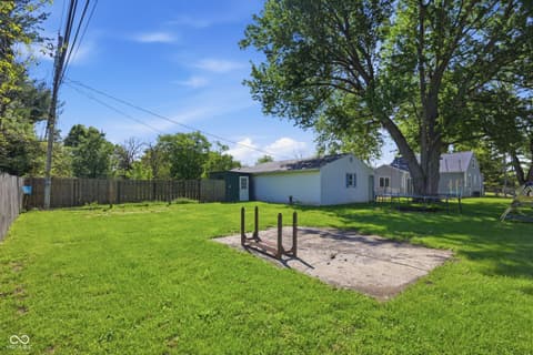 Photo of 1574 W County Road 100 South, New Castle, IN