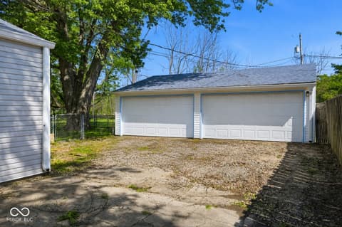 Photo of 1574 W County Road 100 South, New Castle, IN