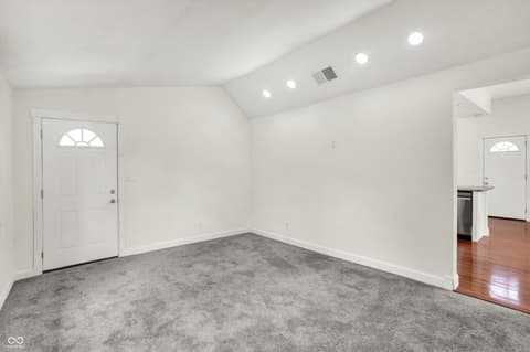 Photo of 601 E Thompson Street, Edinburgh, IN