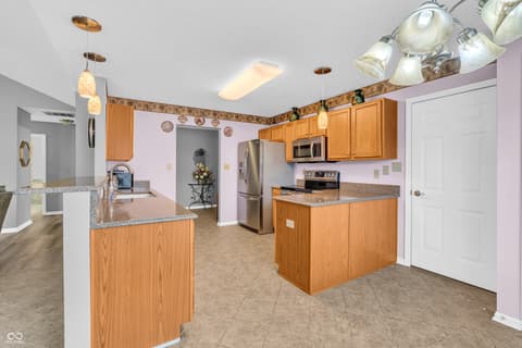 Photo of 7151 Brant Pointe Circle, Indianapolis, IN