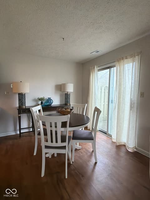 Photo of 2612 Chaseway Court, Indianapolis, IN