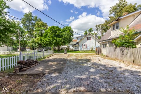 Yard at 2808 W 10th Street, Indianapolis, IN