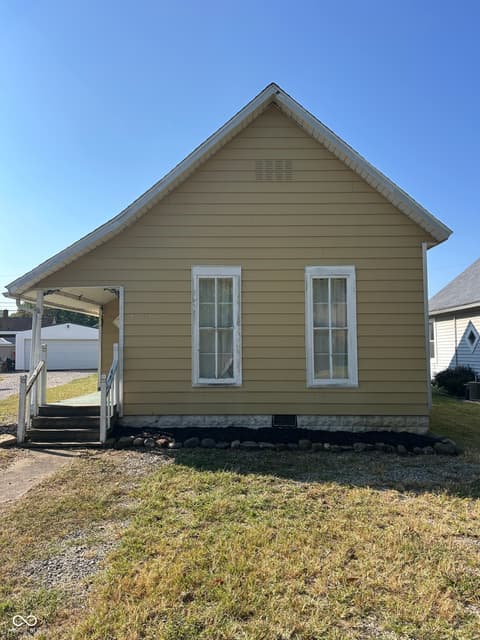 Photo of 413 W York Street, Rockville, IN
