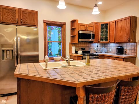 Photo of 239 E 11th Street, Indianapolis, IN