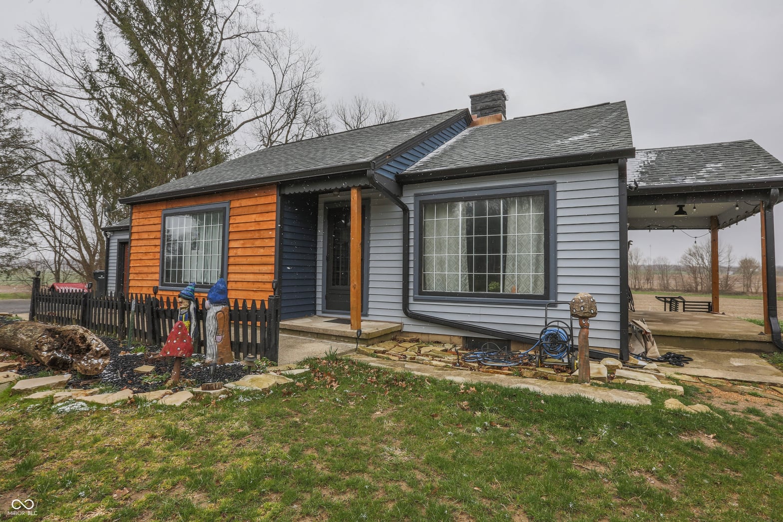 Photo of 539 E Washington Street, Morgantown, IN