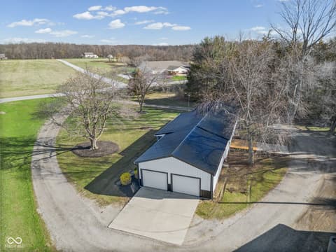 Photo of 447 E 4th Street, Williamsport, IN