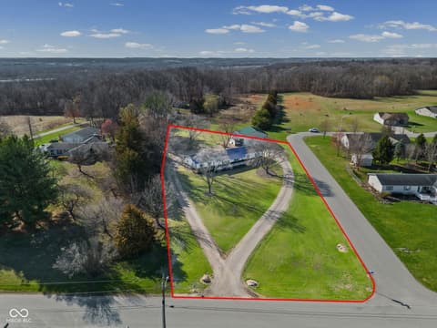 Photo of 447 E 4th Street, Williamsport, IN