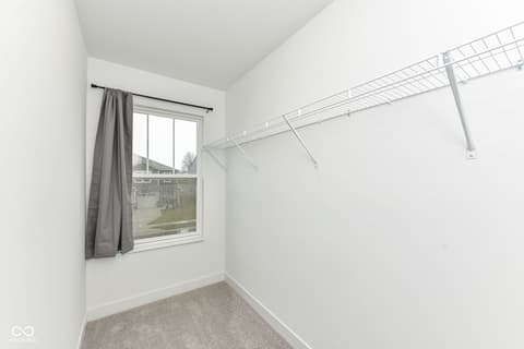 Photo of 4376 Risen Star Way, Bargersville, IN