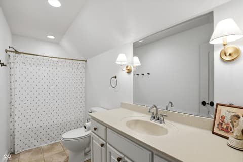 Photo of 16270 Chancellors Ridge Way, Westfield, IN