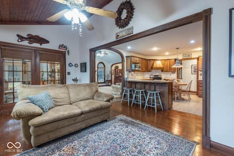 Photo of 8031 E Hardin Ridge Road, Heltonville, IN
