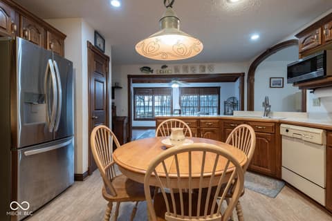 Photo of 8031 E Hardin Ridge Road, Heltonville, IN