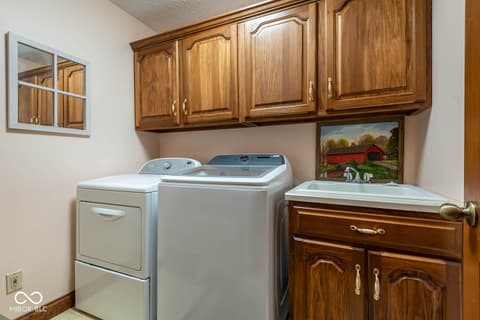Photo of 8031 E Hardin Ridge Road, Heltonville, IN