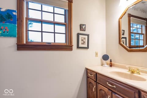 Photo of 8031 E Hardin Ridge Road, Heltonville, IN