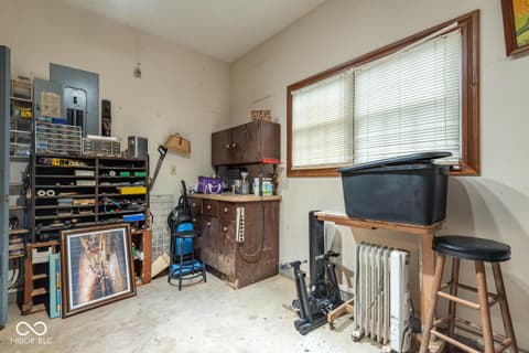 Photo of 8031 E Hardin Ridge Road, Heltonville, IN