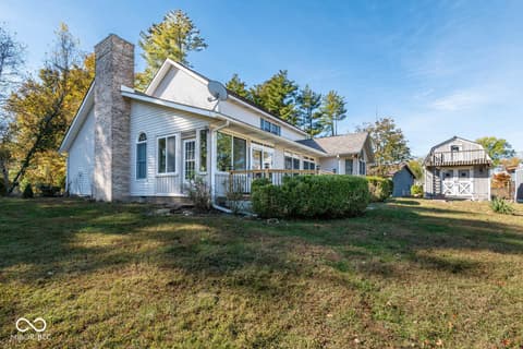 Photo of 8031 E Hardin Ridge Road, Heltonville, IN