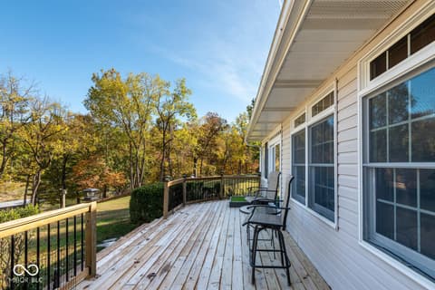 Photo of 8031 E Hardin Ridge Road, Heltonville, IN