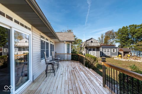 Photo of 8031 E Hardin Ridge Road, Heltonville, IN