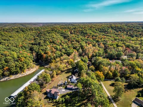Photo of 8031 E Hardin Ridge Road, Heltonville, IN