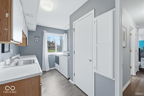 Laundry room at 4701 N Weir Drive, Muncie, IN