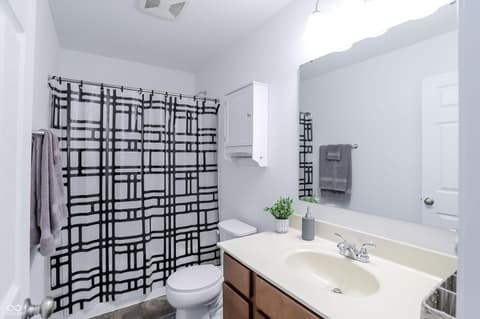 Photo of 5220 Arling Drive, Indianapolis, IN