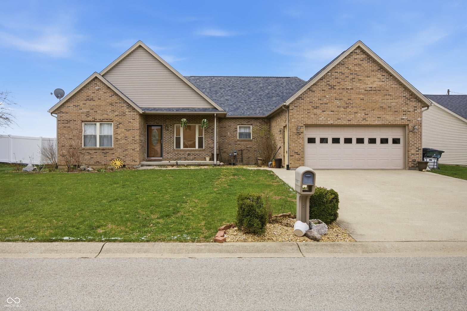 Photo of 1015 S Creek Drive W, Greensburg, IN